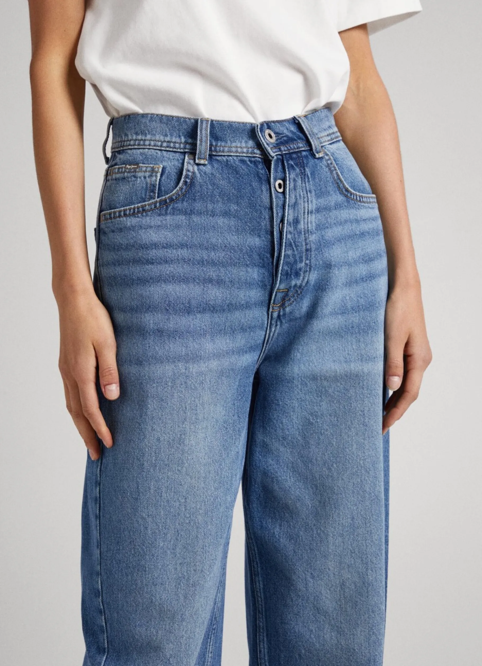 Women Pepe Jeans Addison Balloon Fit High-Rise Jeans