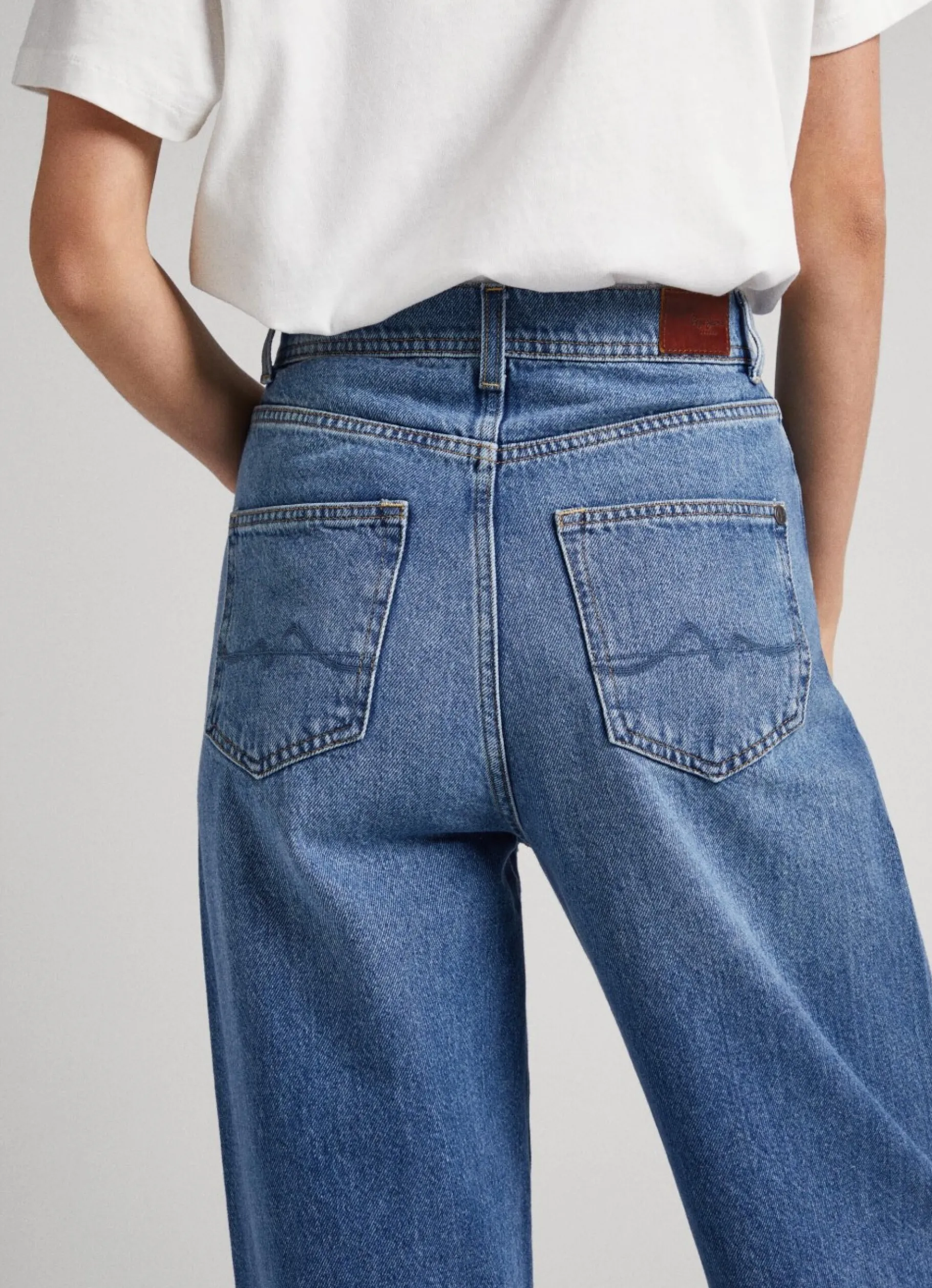 Women Pepe Jeans Addison Balloon Fit High-Rise Jeans