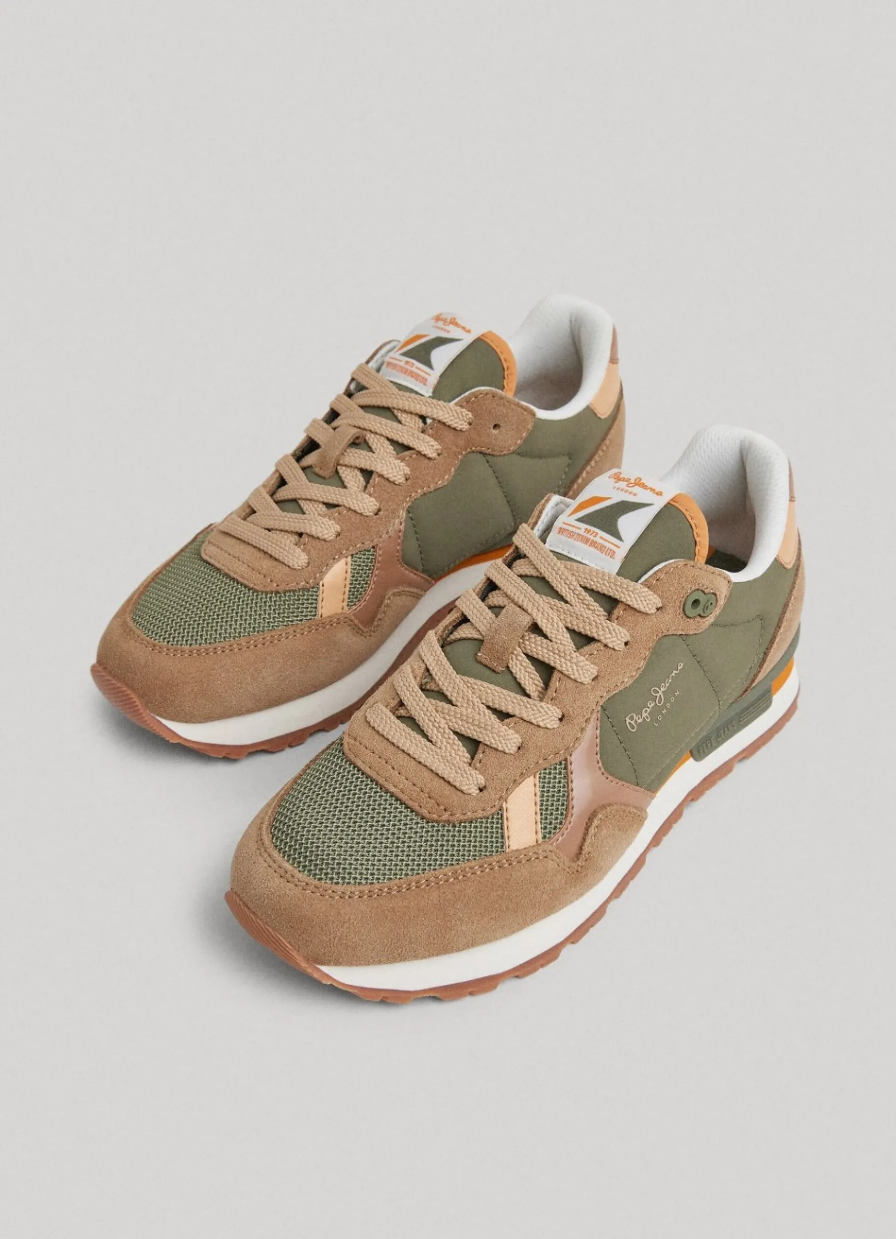 Women Pepe Jeans Brit Jump Running Shoes