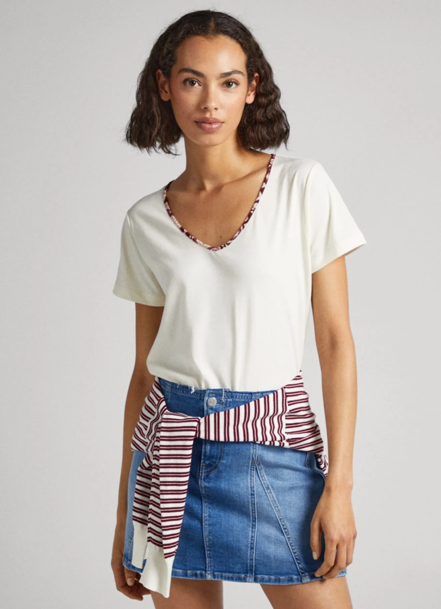 Women Pepe Jeans Flowing V-Neck T-Shirt