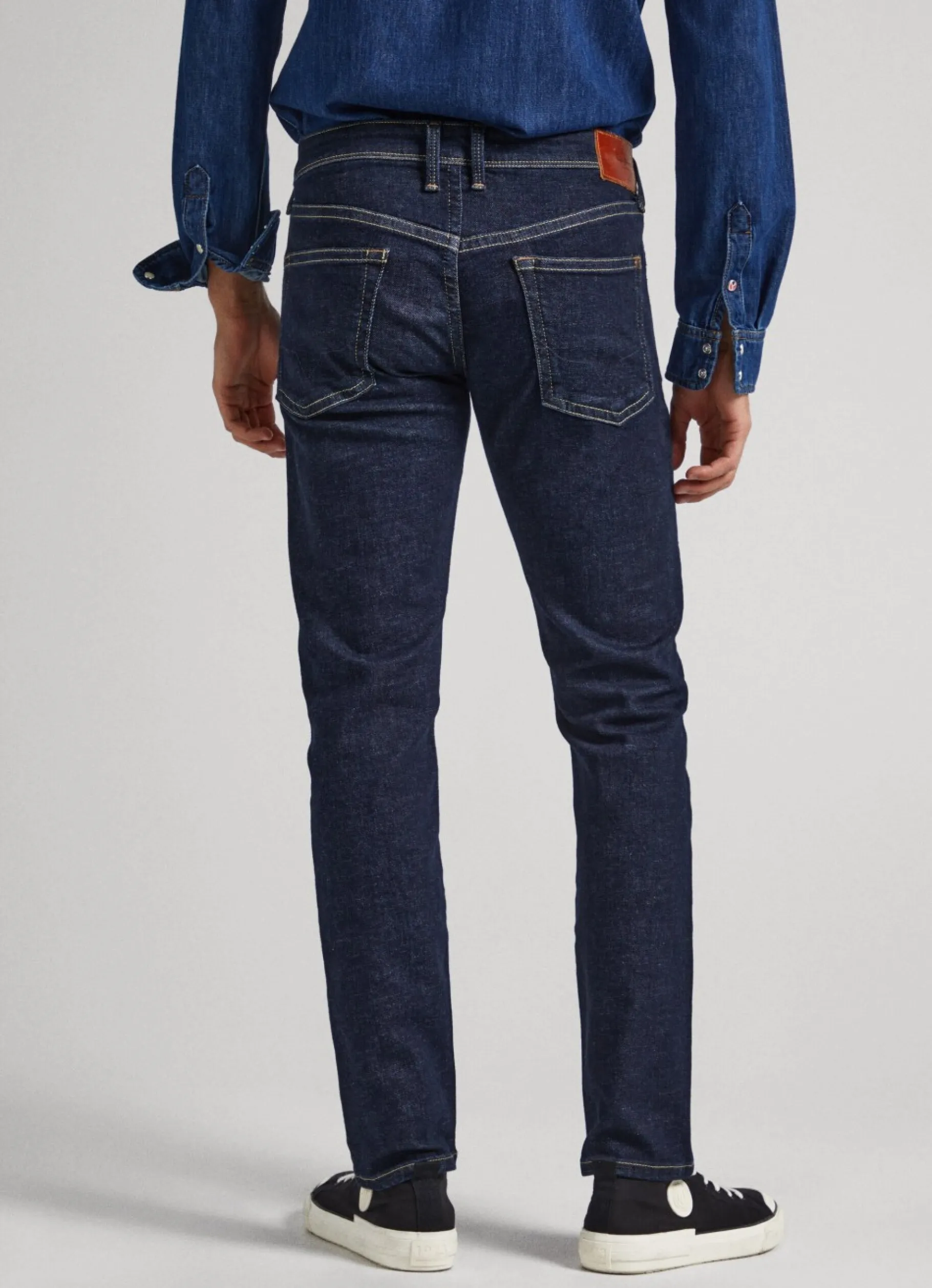 Men Pepe Jeans Hatch Slim Fit Low-Rise Jeans