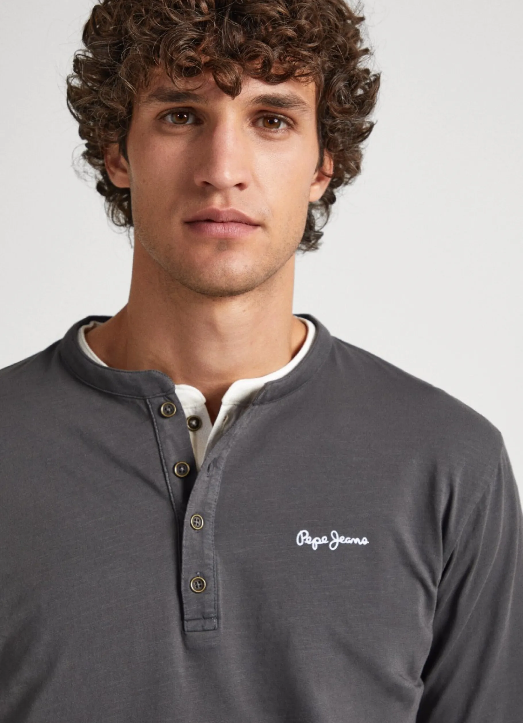Men Pepe Jeans Henley Collar Long-Sleeve T-Shirt
