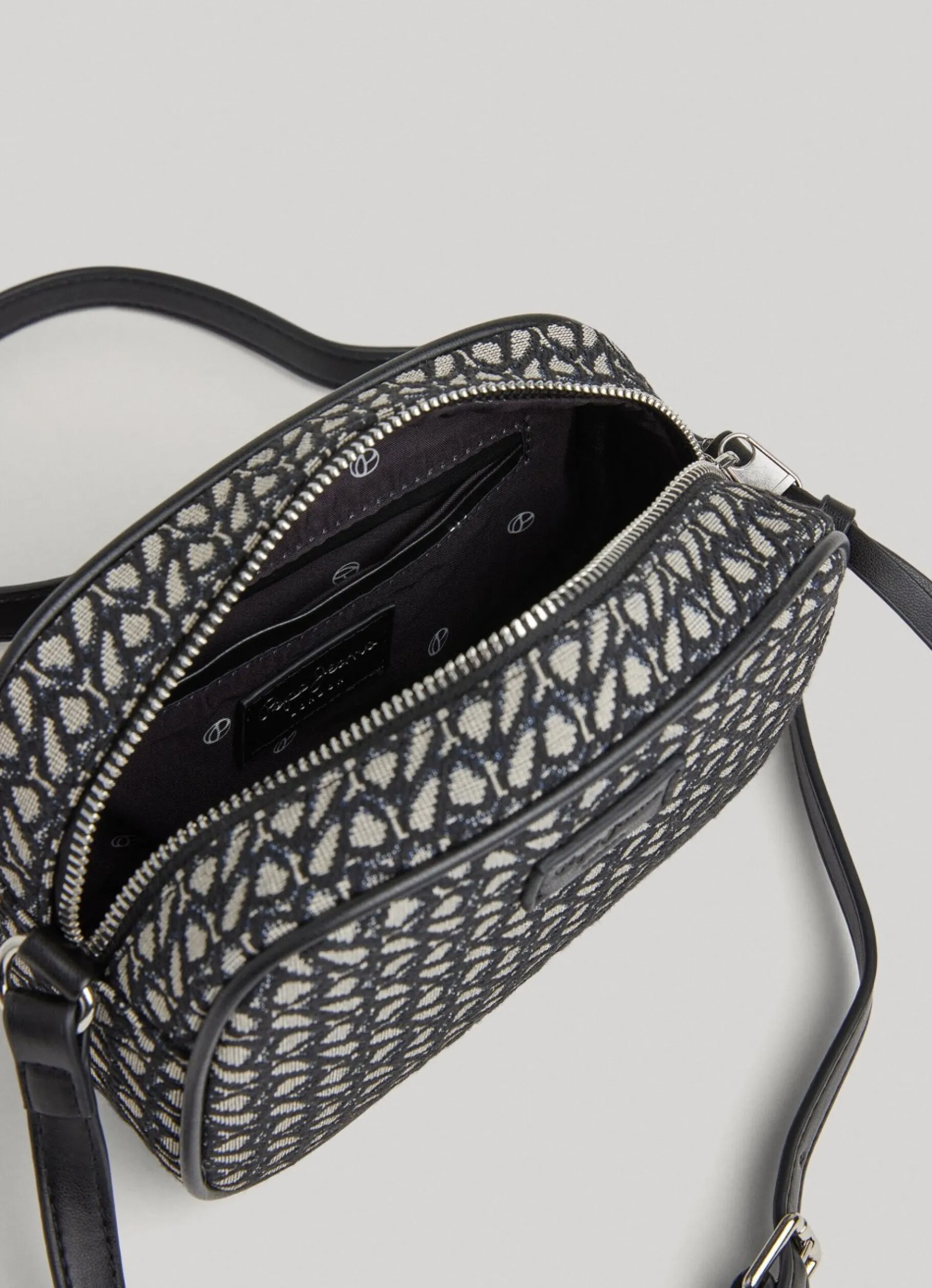 Women Pepe Jeans Jacquard Camera Crossbody Bag