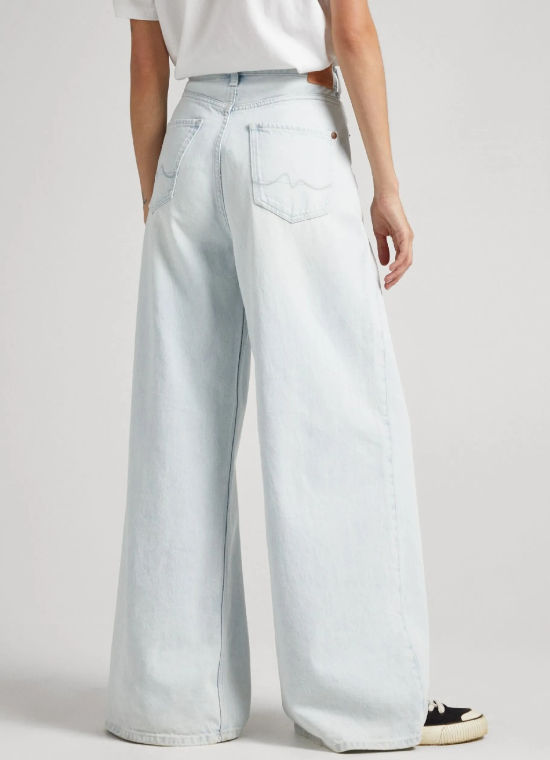 Women Pepe Jeans Jaimy Wide Fit High-Rise Jeans