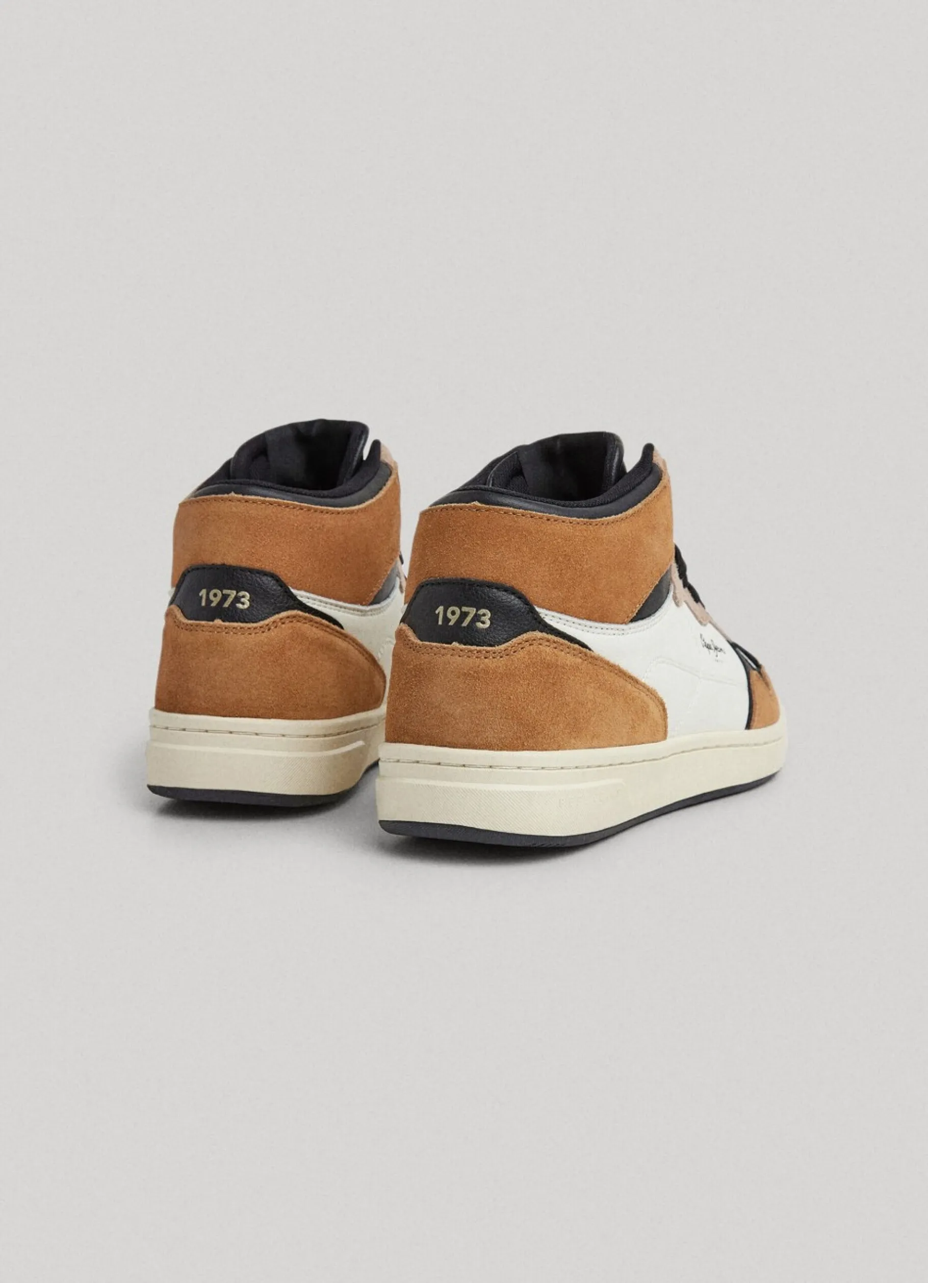 Men Pepe Jeans Kore Basket Retro Trainers