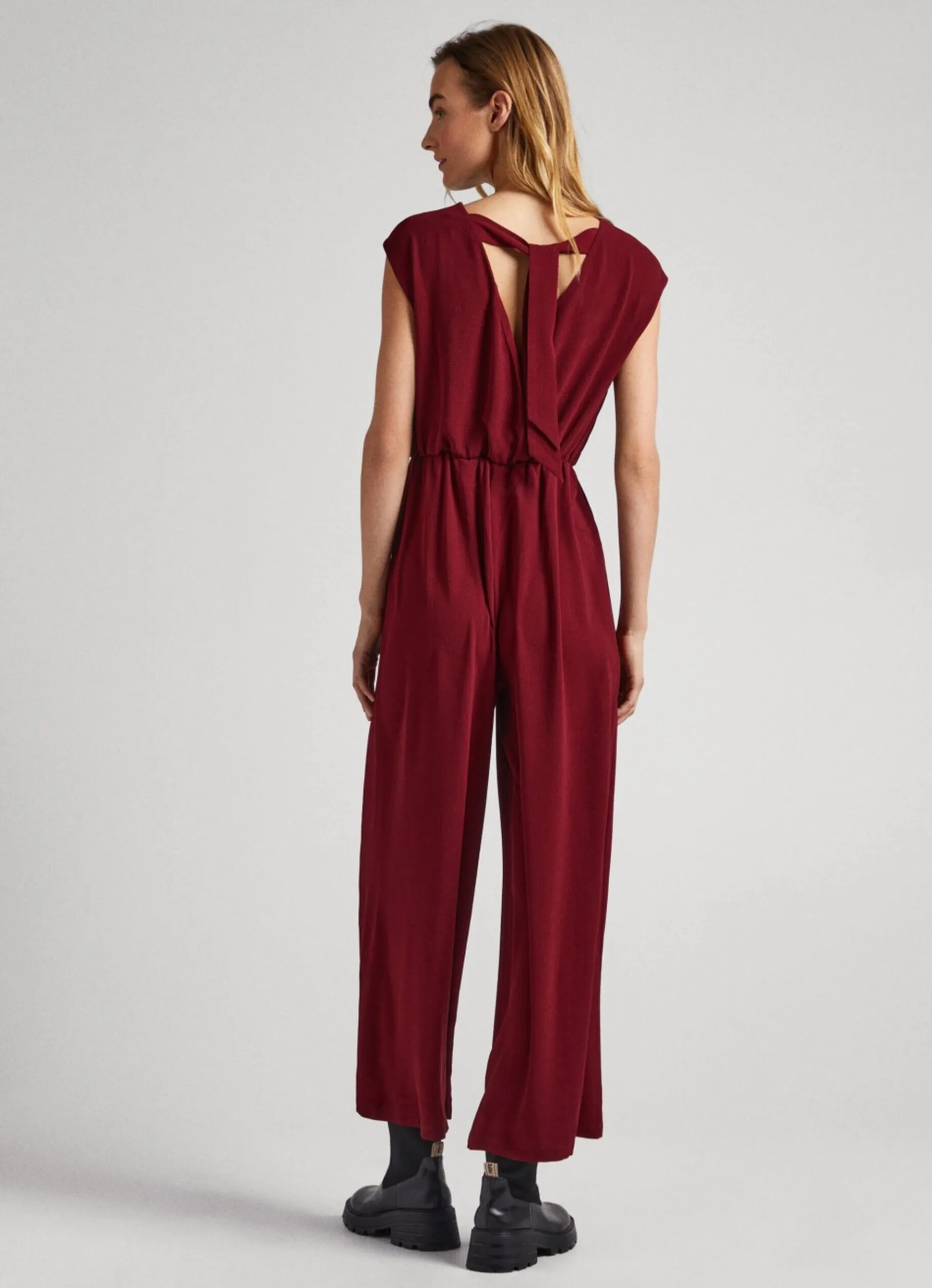 Women Pepe Jeans Long Jumpsuit In Crepe Fabric
