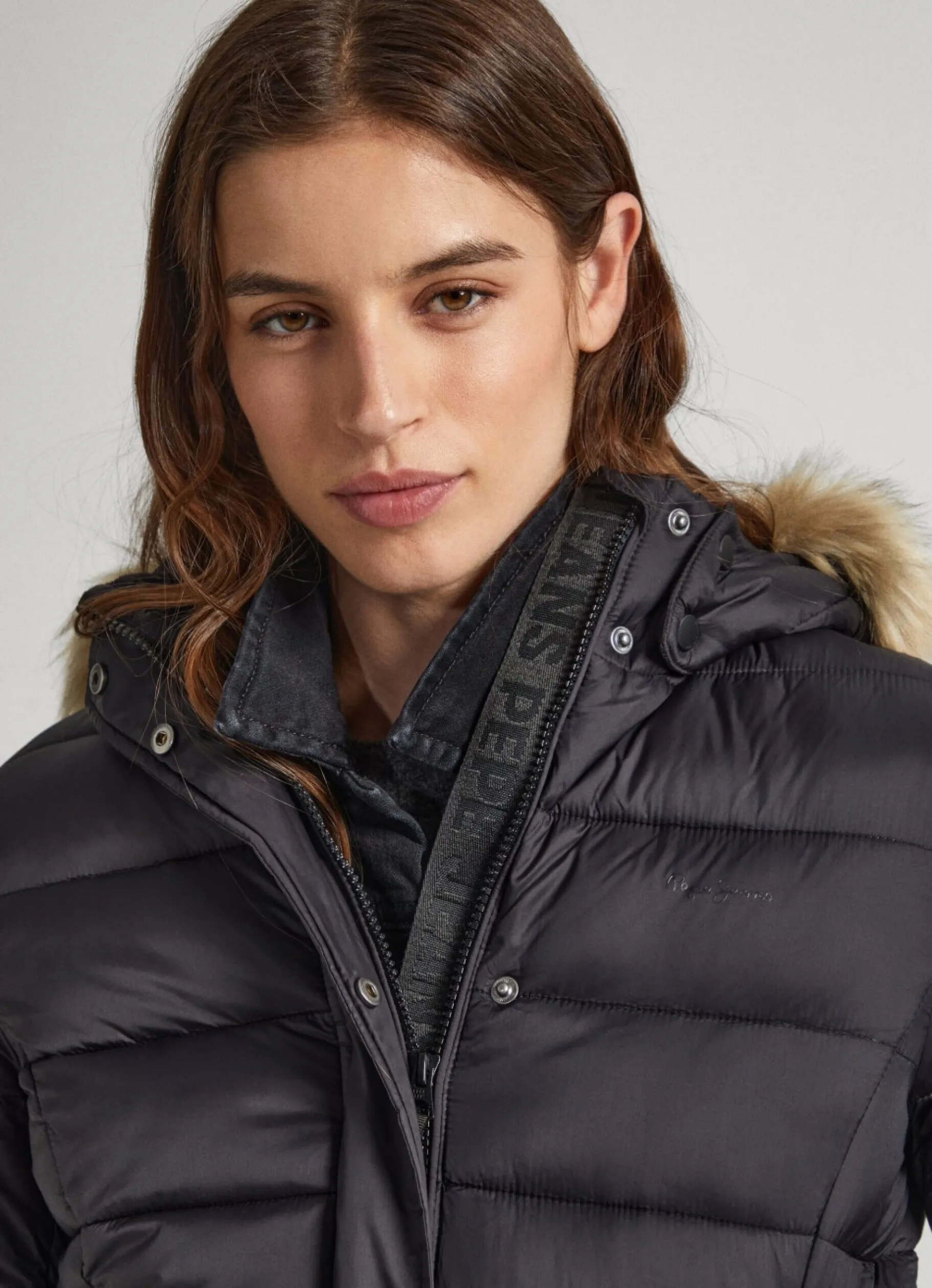 Women Pepe Jeans Puffer Jacket W/ Fur Lining On Hood