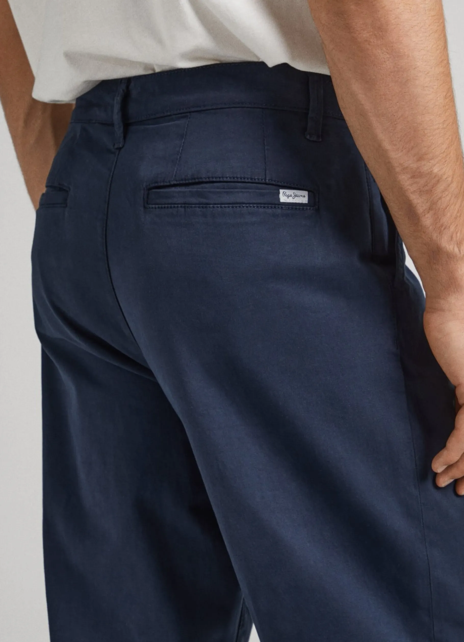 Men Pepe Jeans Relaxed Harrow Chino Trousers