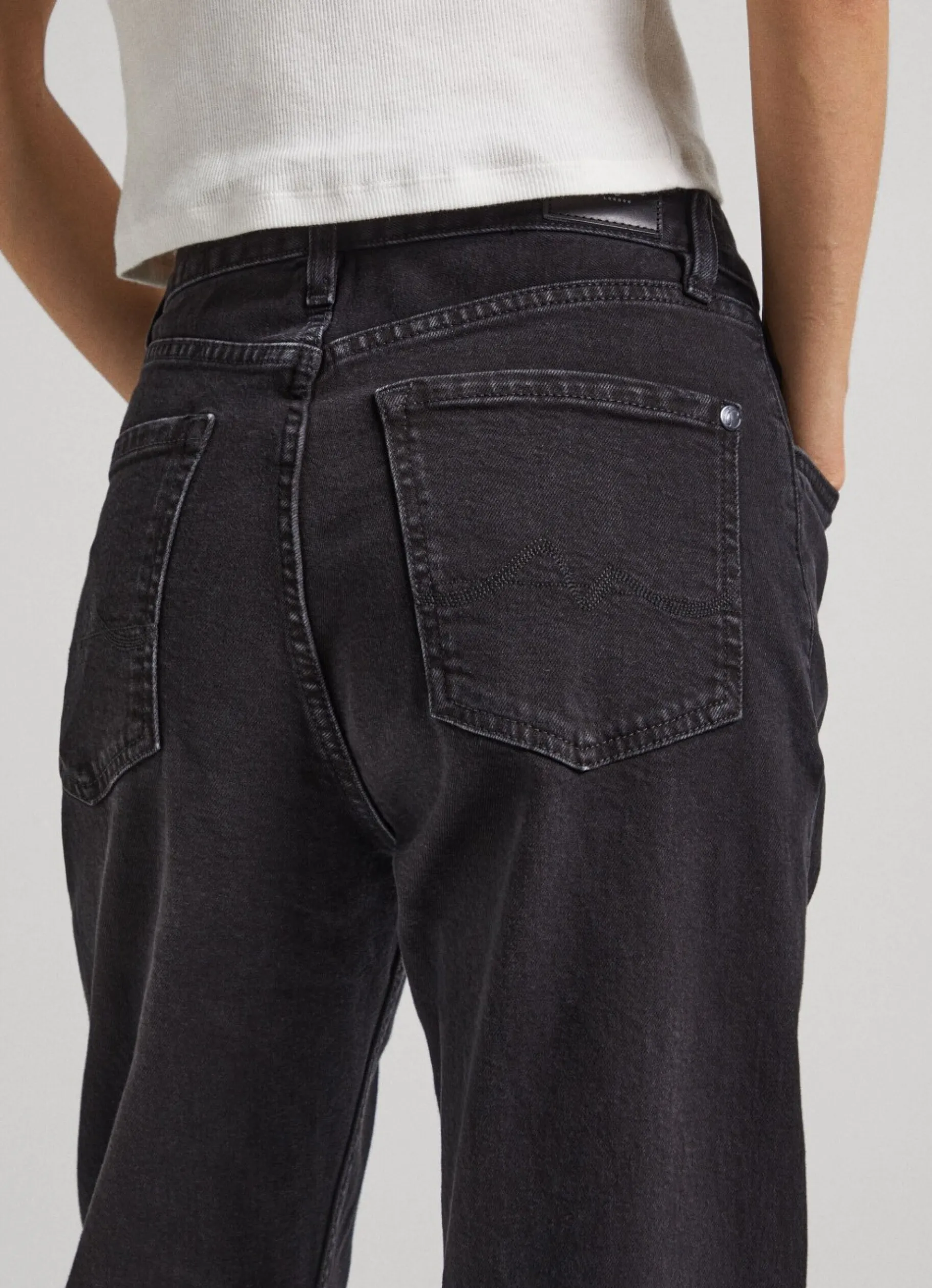 Women Pepe Jeans Robyn Regular Fit High-Rise Jeans