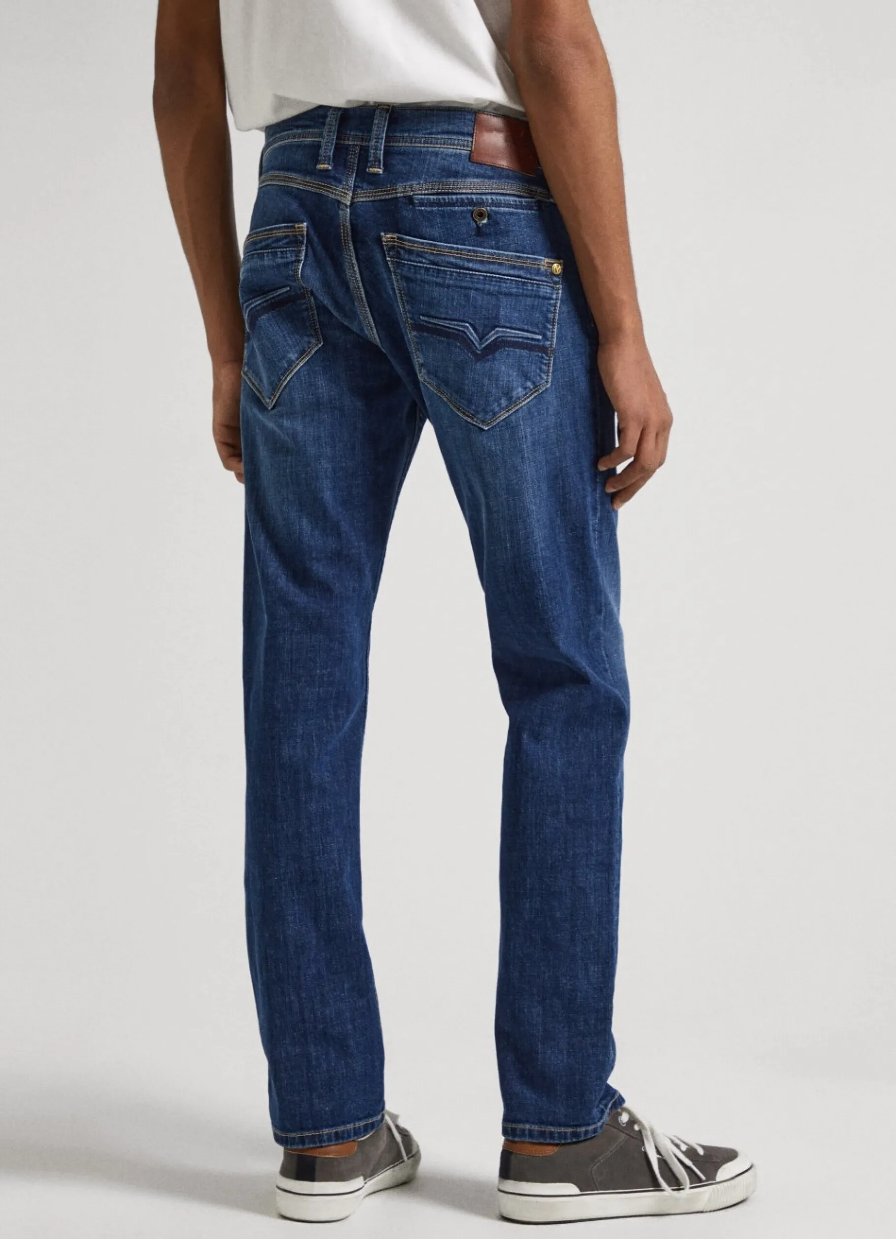 Men Pepe Jeans Spike Fit Mid-Rise Jeans