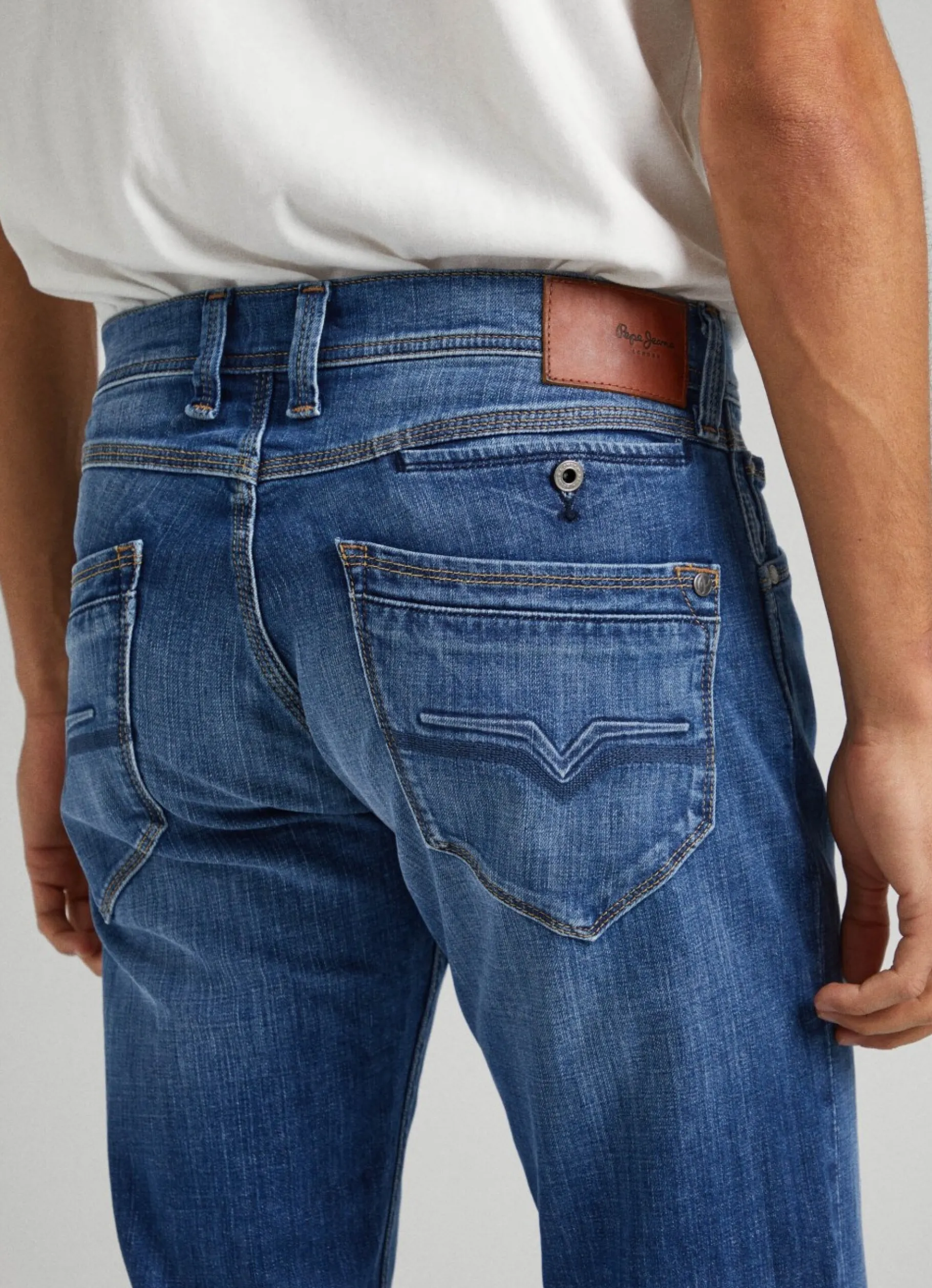 Men Pepe Jeans Stanley Fit Mid-Rise Jeans
