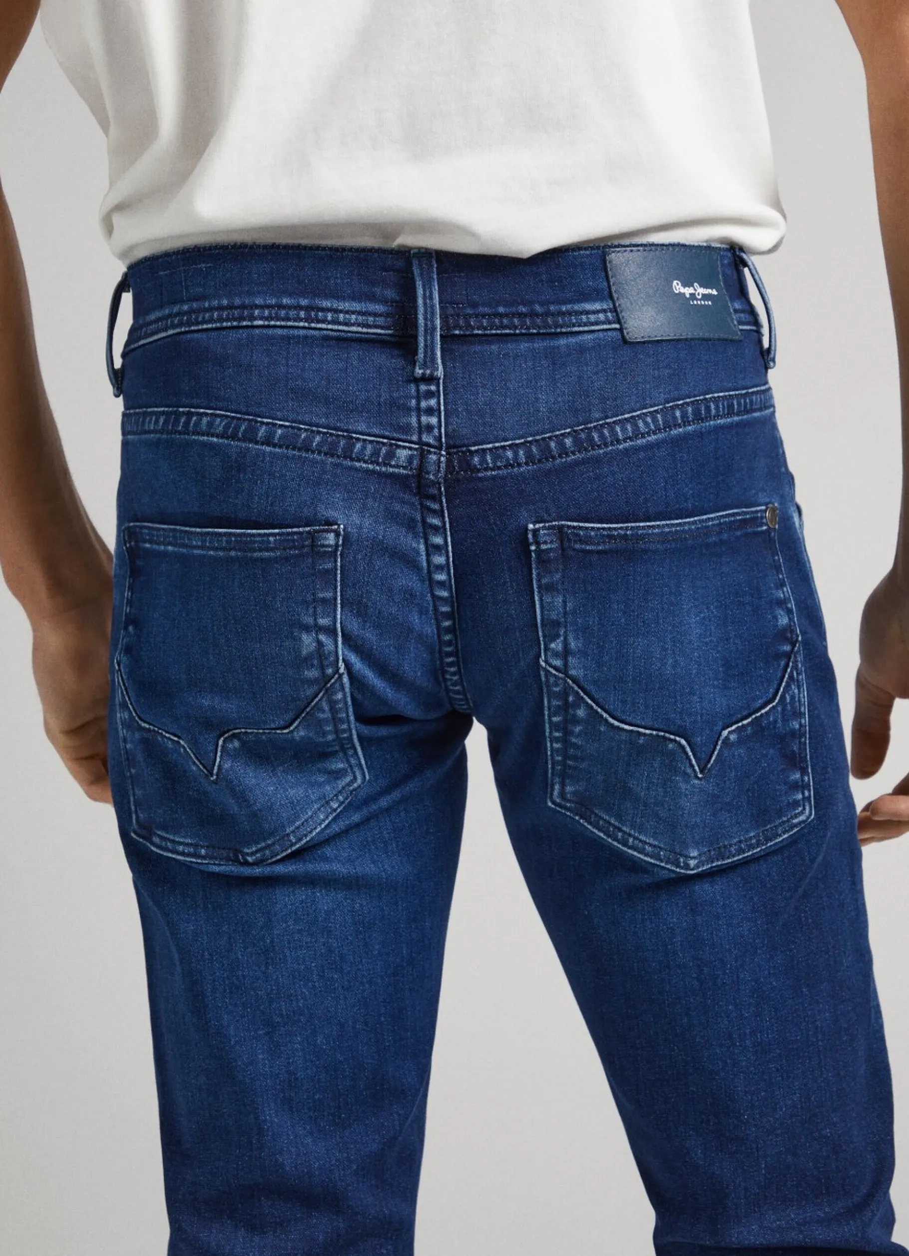 Men Pepe Jeans Track Fit Mid-Rise Jeans