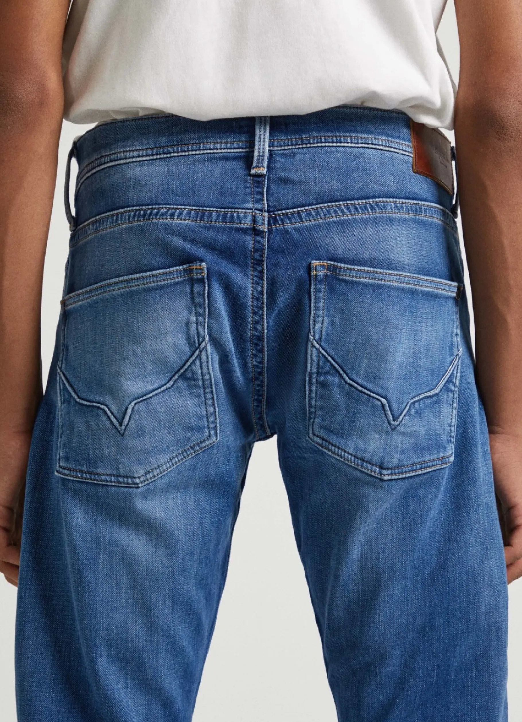 Men Pepe Jeans Track Regular Fit Mid-Rise Jeans