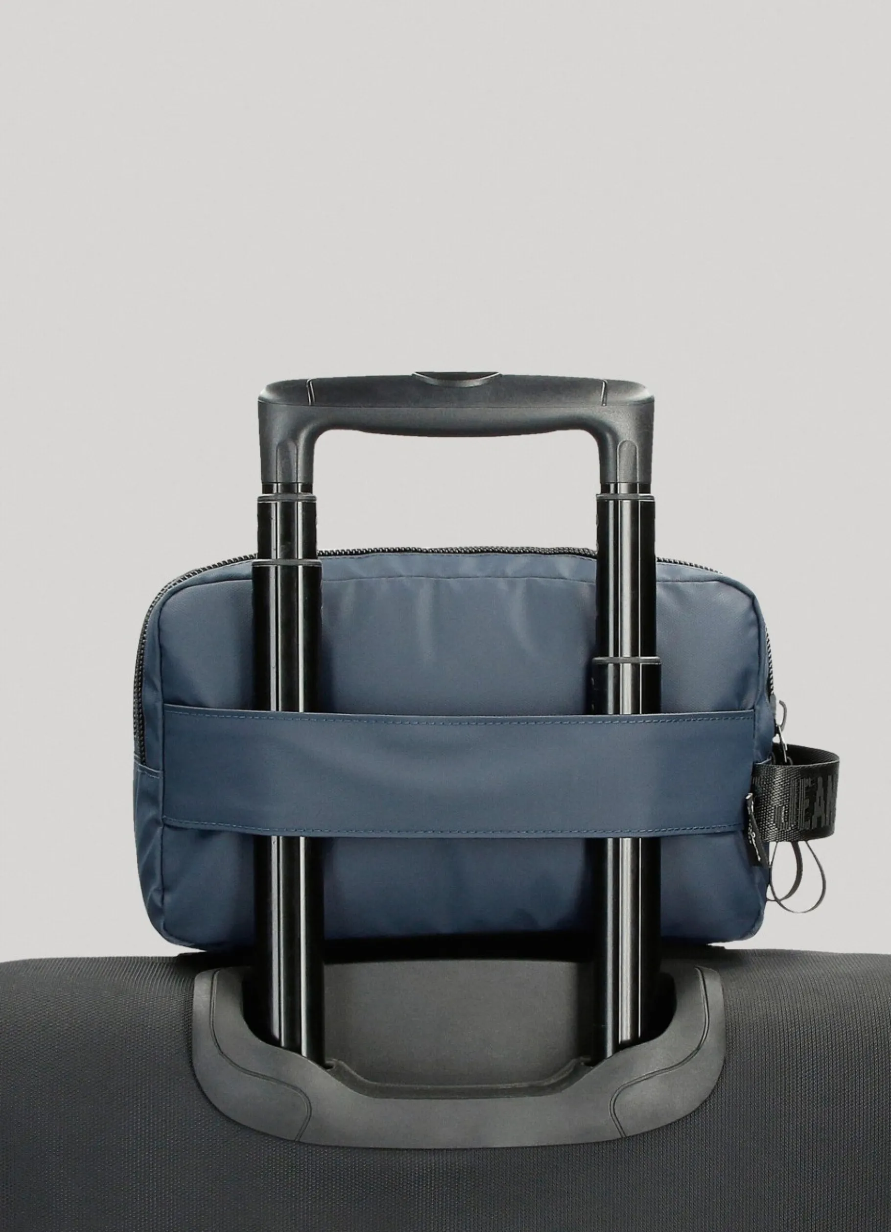 Men Pepe Jeans Travel Bag With Handle
