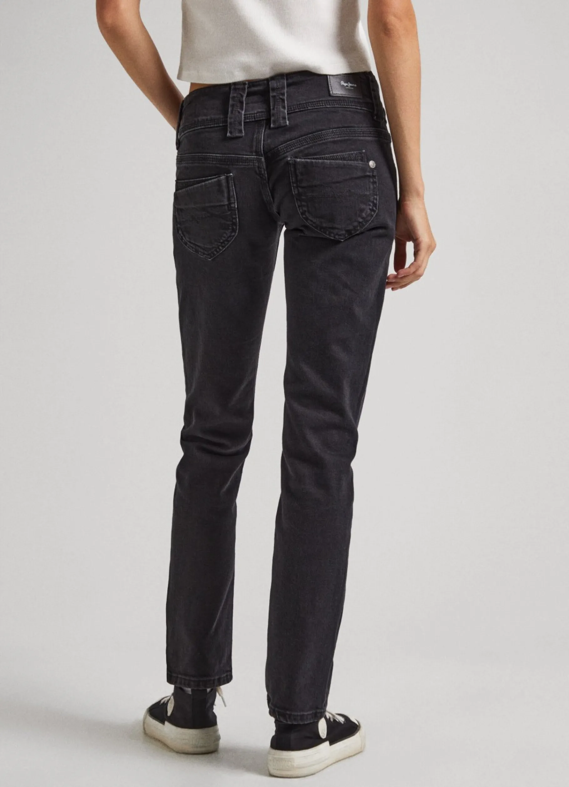 Women Pepe Jeans Venus Regular Fit Low-Rise Jeans